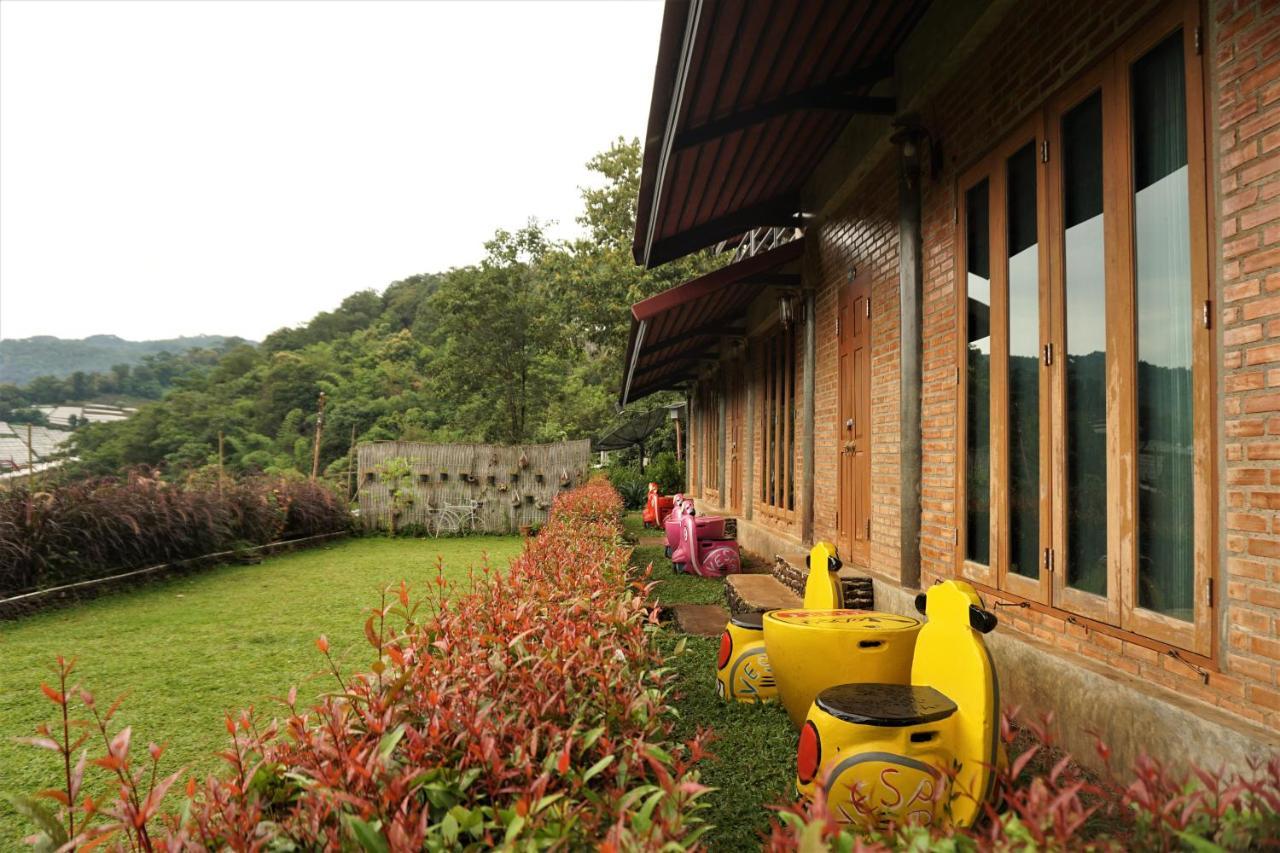 Bann Suan Maya Mae Rim Buitenkant foto