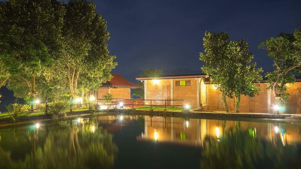 Bann Suan Maya Mae Rim Buitenkant foto